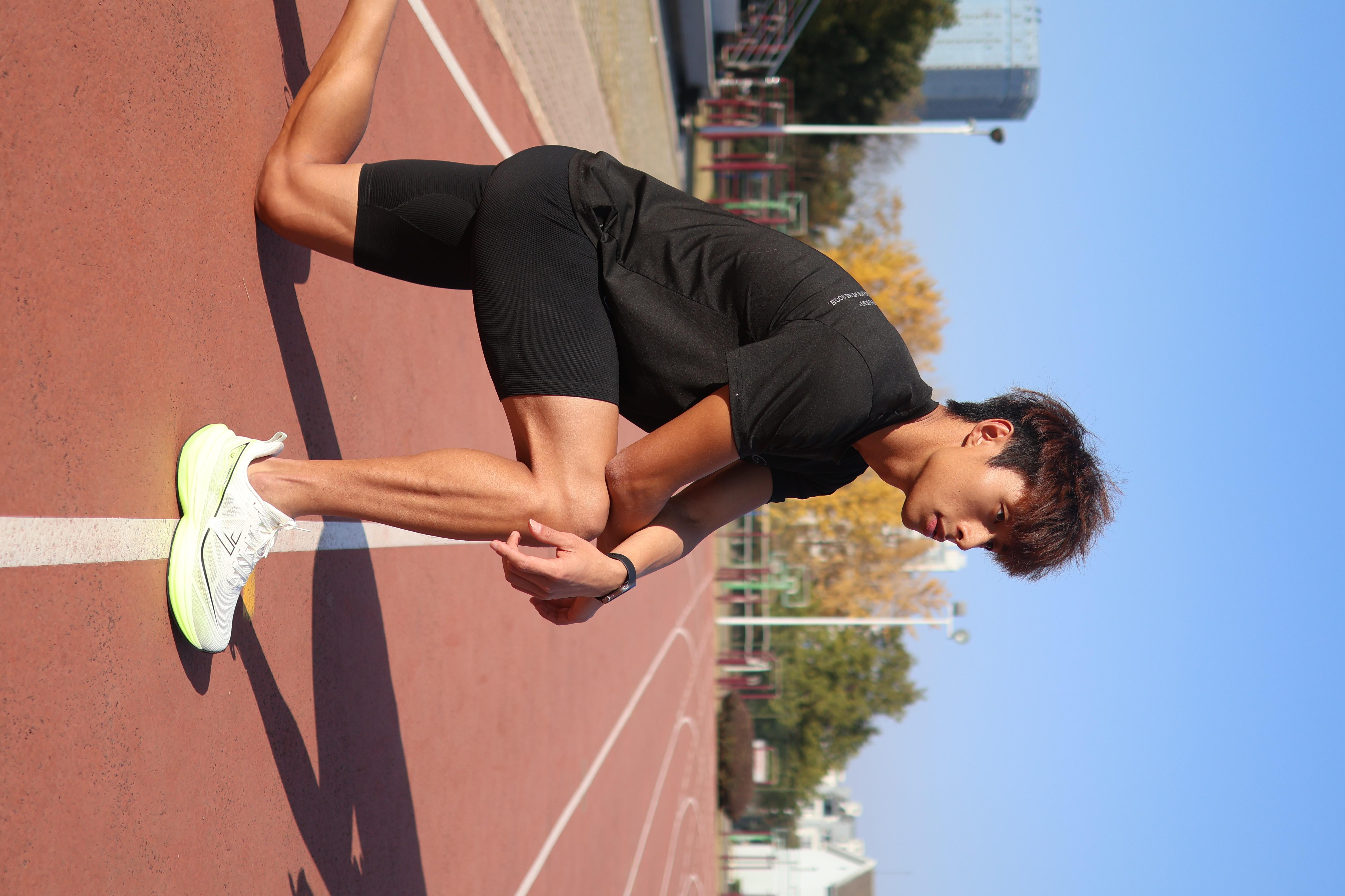 学生党体考选鞋指南:颜值爆表又叫校草,这双全能训练跑鞋必看